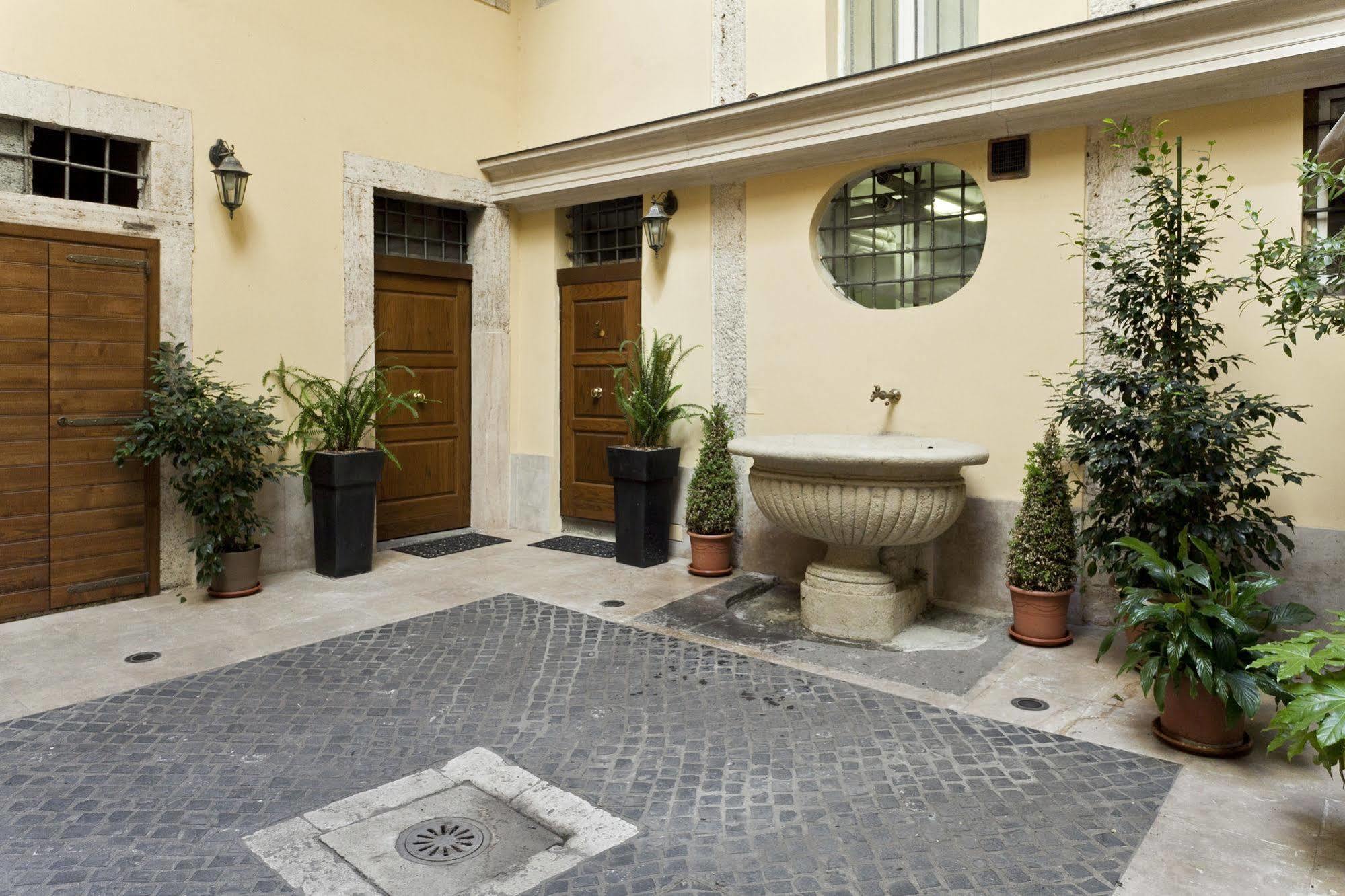 Navona Suites Roma Eksteriør bilde